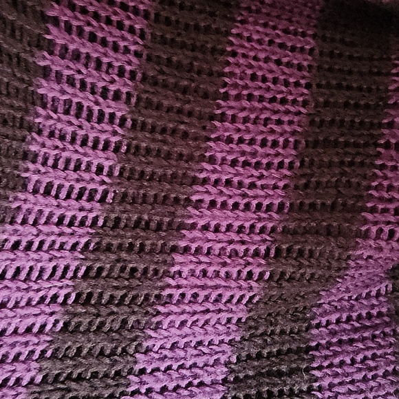 🖤distressed purple and black striped sweater - Picture 6 of 6